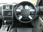 Chrysler 300C SRT8 2004 года (UK)